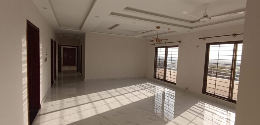 Spacious 3-Bed Apartment for Sale in Askari 13, Rawalpindi – 8th Floor with Scenic Views