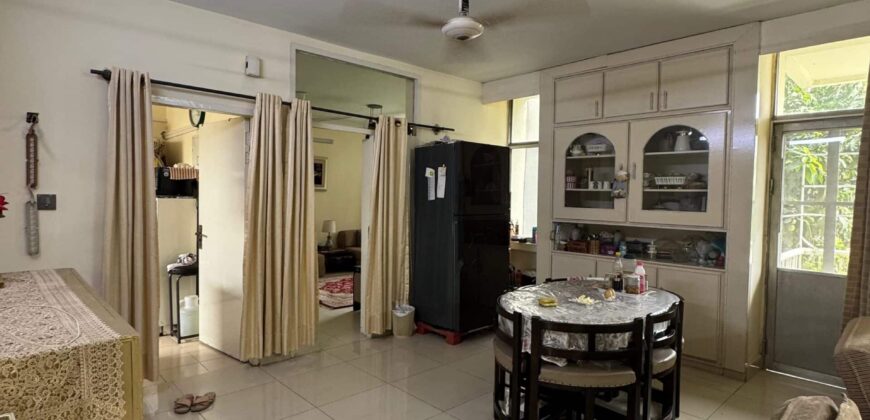 🏡 Askari 1 Rawalpindi – Spacious 3-Bedroom Flat for Sale (2nd/Top Floor)